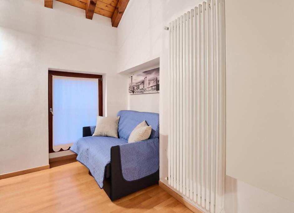 Johnny Suites Bergamo Alta Δωμάτιο φωτογραφία